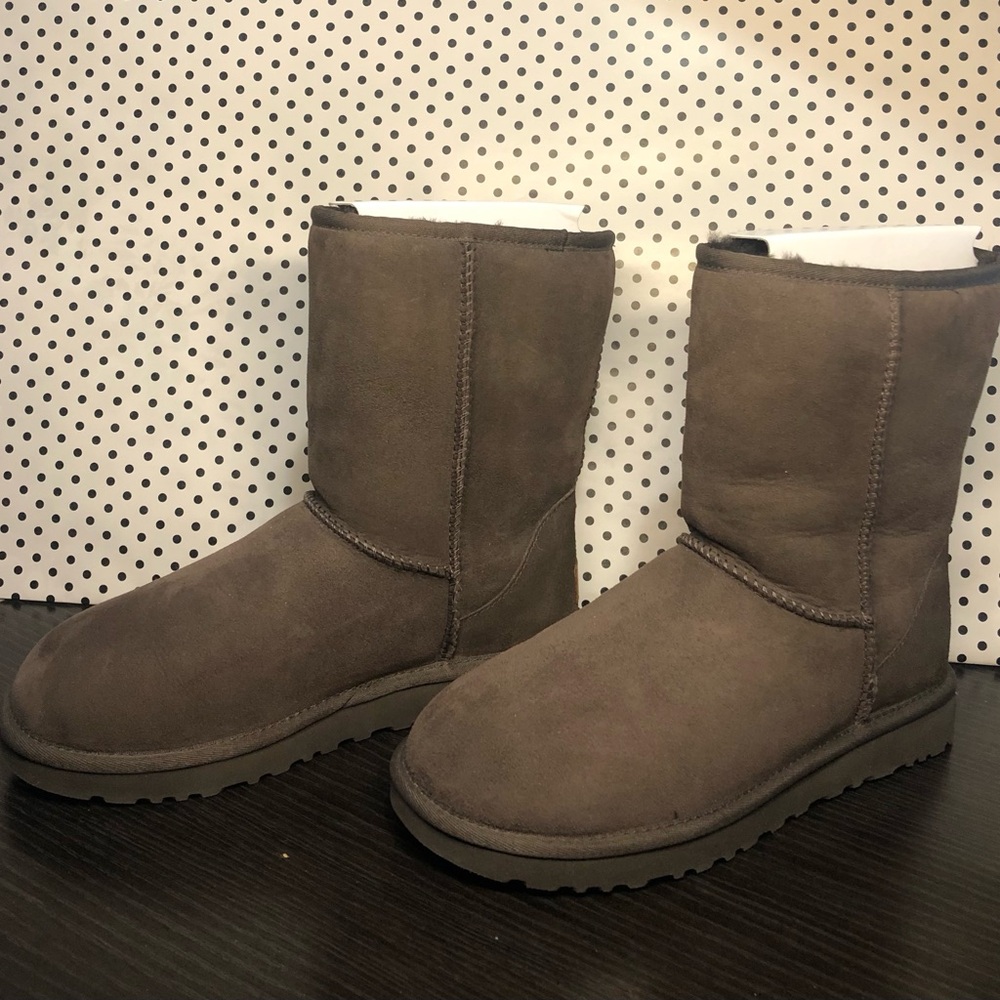 UGG Classic Short II Chocolate Boots